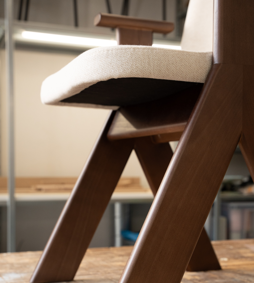 Chair Two - Met armleuning