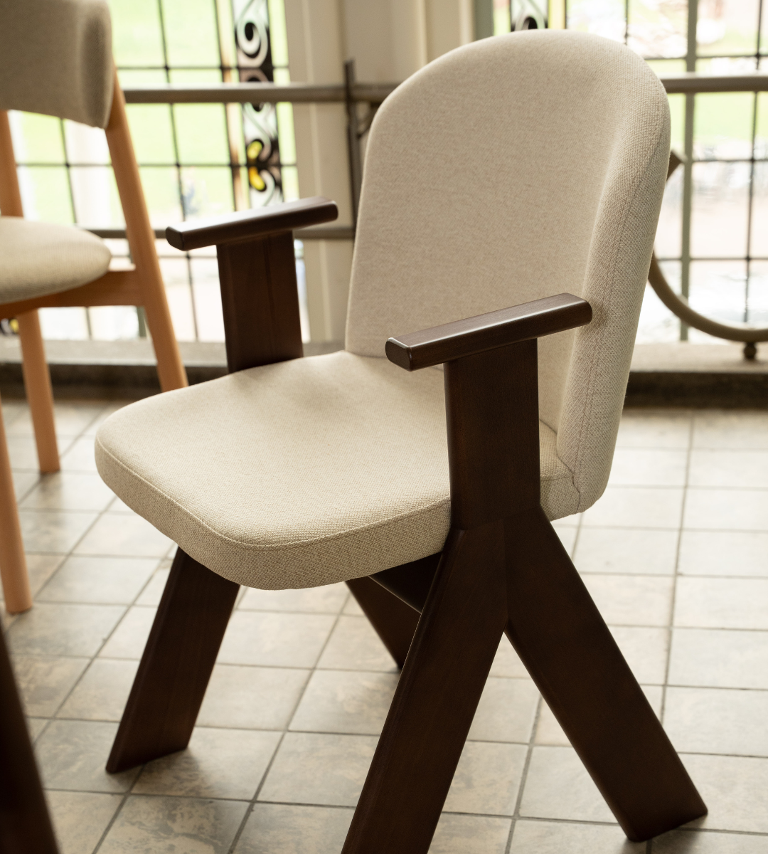 Chair Two - Met armleuning
